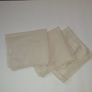 Vintage Noble Excellence Cloth Crotchet Lace Edge Napkins x 3